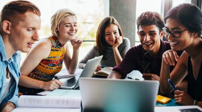 Confira 10 dos melhores idiomas para aprender para negócios Confira 10 dos melhores idiomas para aprender para negócios