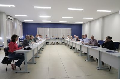 Fórum da Educação Superior realiza terceiro encontro Fórum da Educação Superior realiza terceiro encontro