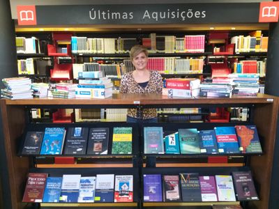 Biblioteca do IPA recebe doação de livros de Direito Biblioteca do IPA recebe doação de livros de Direito
