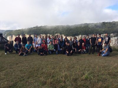 Saída de Campo da Turma de Geologia Aplicada à Engenharia Civil Saída de Campo da Turma de Geologia Aplicada à Engenharia Civil
