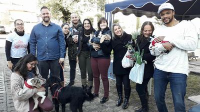 Novas adoções de animais acontecem na 2ª edição do ADOTIPA Novas adoções de animais acontecem na 2ª edição do ADOTIPA