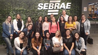 Acadêmicos do curso de Farmácia realizam visita técnica ao SEBRAE-RS Acadêmicos do curso de Farmácia realizam visita técnica ao SEBRAE-RS