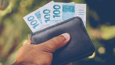 Emprego e Renda: concluir o Ensino Superior diminui o desemprego e triplica salário Emprego e Renda: concluir o Ensino Superior diminui o desemprego e triplica salário