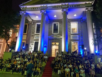START IPA! Uma recepção aos calouros com evento especial na escadaria do Prédio A START IPA! Uma recepção aos calouros com evento especial na escadaria do Prédio A