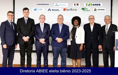 Presidente do Consad é eleita vice-presidente para Relações Internacionais da ABIEE Presidente do Consad é eleita vice-presidente para Relações Internacionais da ABIEE