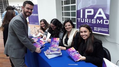 Lançamento de mais duas publicações do Turismo consolida o curso como grande centro de produção do conhecimento Lançamento de mais duas publicações do Turismo consolida o curso como grande centro de produção do conhecimento